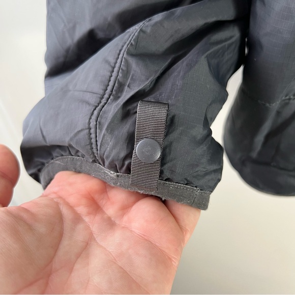The North Face Men’s 450 Fill Down Jacket Gray XL Lightweight Insulated Puffer - Picture 7 of 14